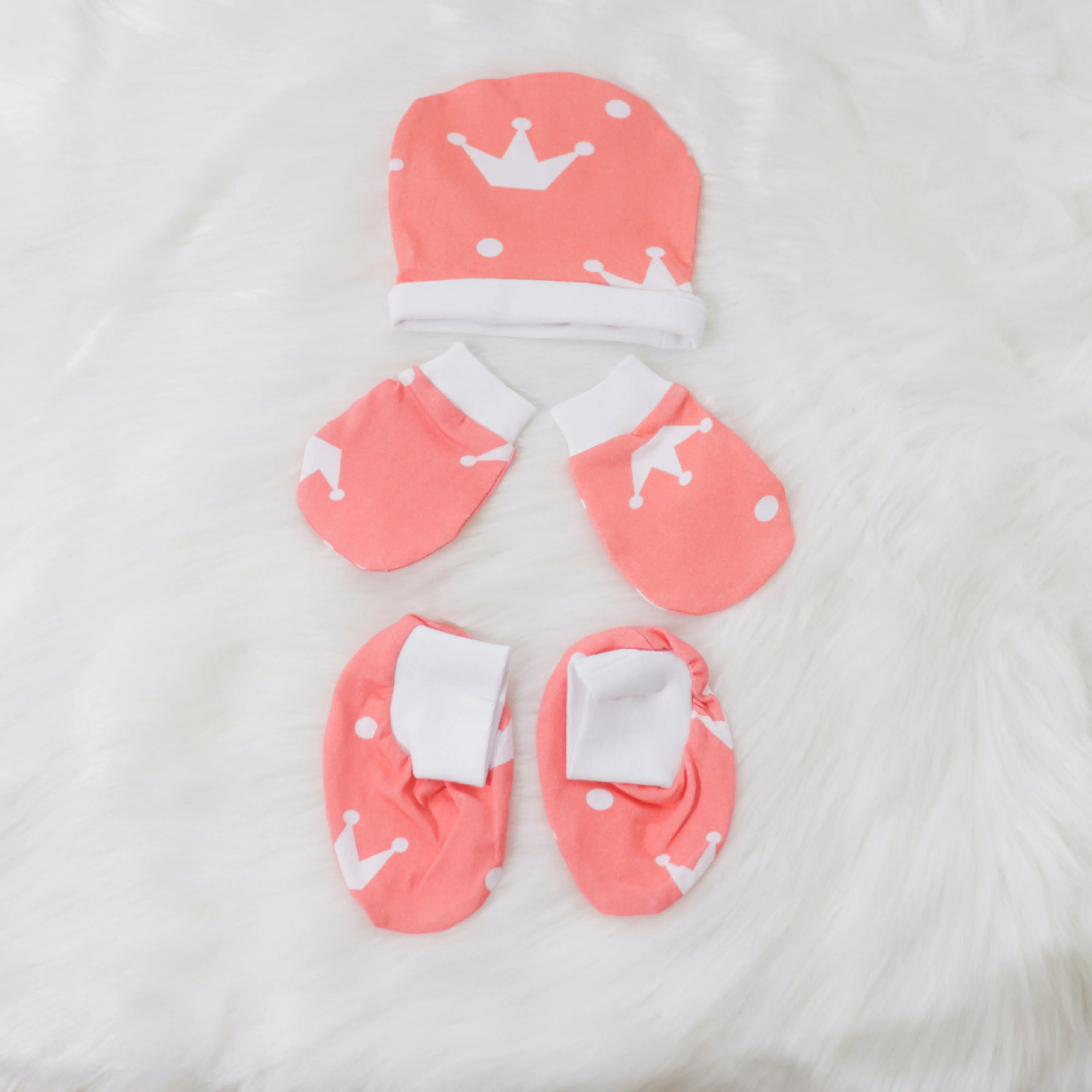 Crowns - Cotton Cap, Mittens & Booties Set