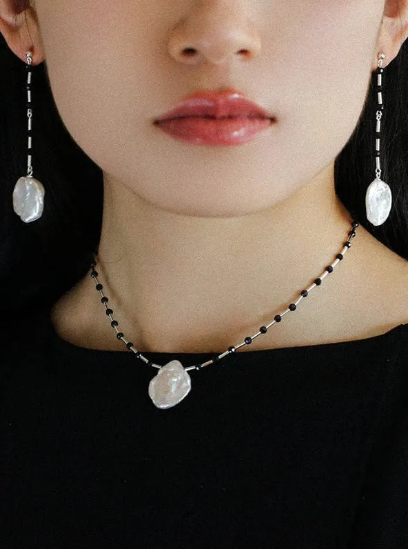French Large Petal Baroque Stitching Beaded Clavicle Necklace