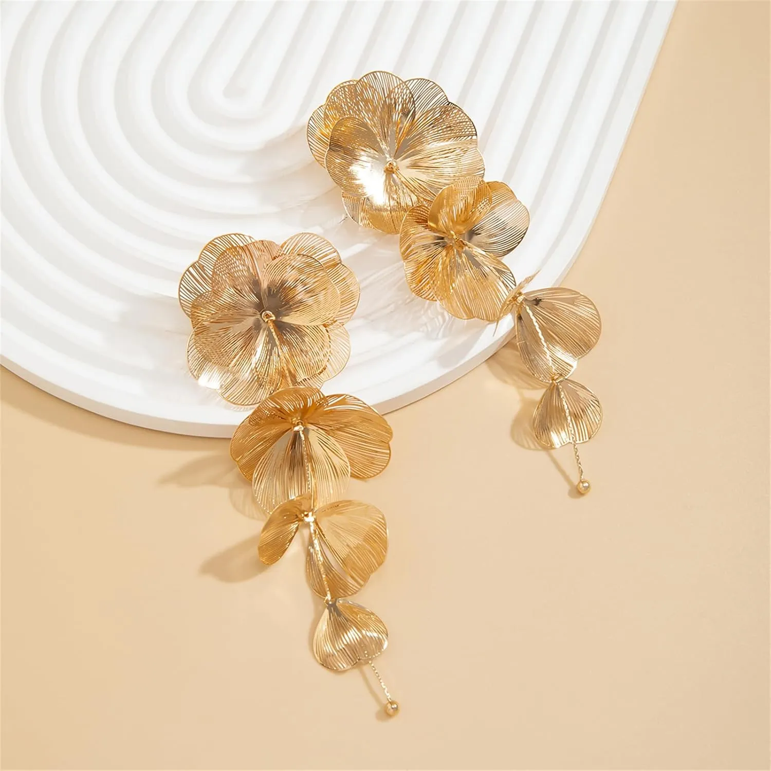 Gold Statement Flower Earrings,Chunky Punk Bunch Dangle Ginkgo Biloba Leaf Tassel Earrings Large Metal Drop Ear Bohemian Layered Petal Floral Jewelry for Women