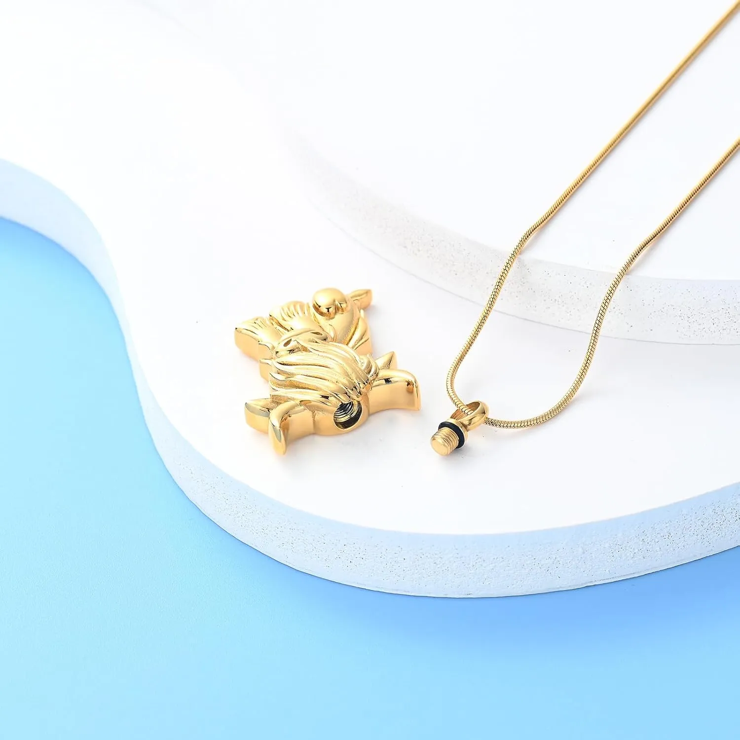 Hearbeingt Urn Necklace for Ashes Highland Cattle Cremation Jewelry Ashes Holder Lovely Cow Keepsake Pendant Memory Jewelry for Women/Men