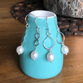 Pearl Infinity  Earring Ai191