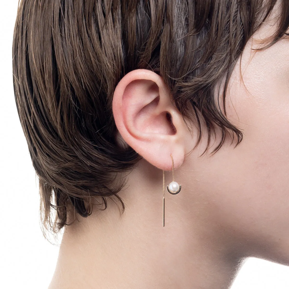 "Mini Beluga" Pearl Chain Earring
